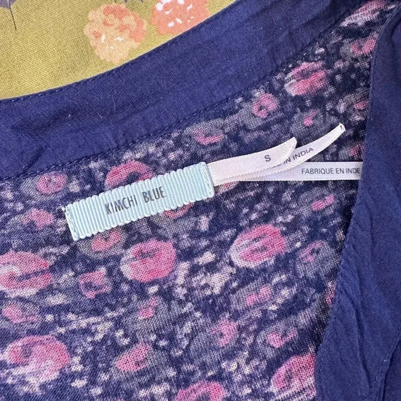 Kimchi Blue Urban Outfitters Purple Floral 3/4 Length Tunic Size Small - Picture 3 of 4